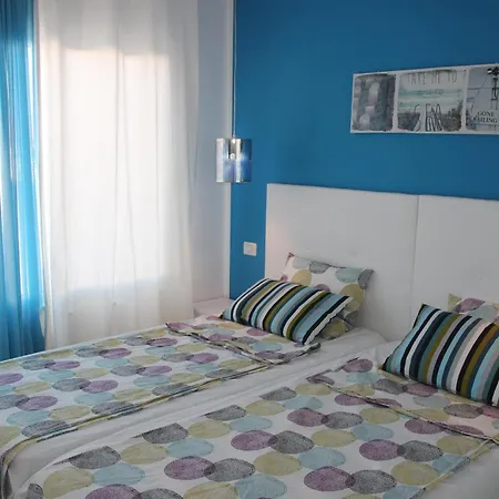 Heaven In Costa Adeje! Large Terrace, Pool, Hs-internet * Costa Adeje (Tenerife)