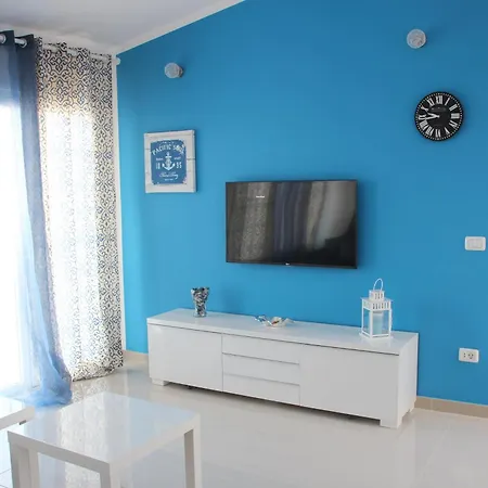 Heaven In Costa Adeje! Large Terrace, Pool, Hs-internet * Costa Adeje (Tenerife)