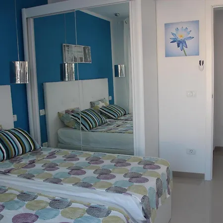 Heaven In Costa Adeje! Large Terrace, Pool, Hs-internet Apartamento